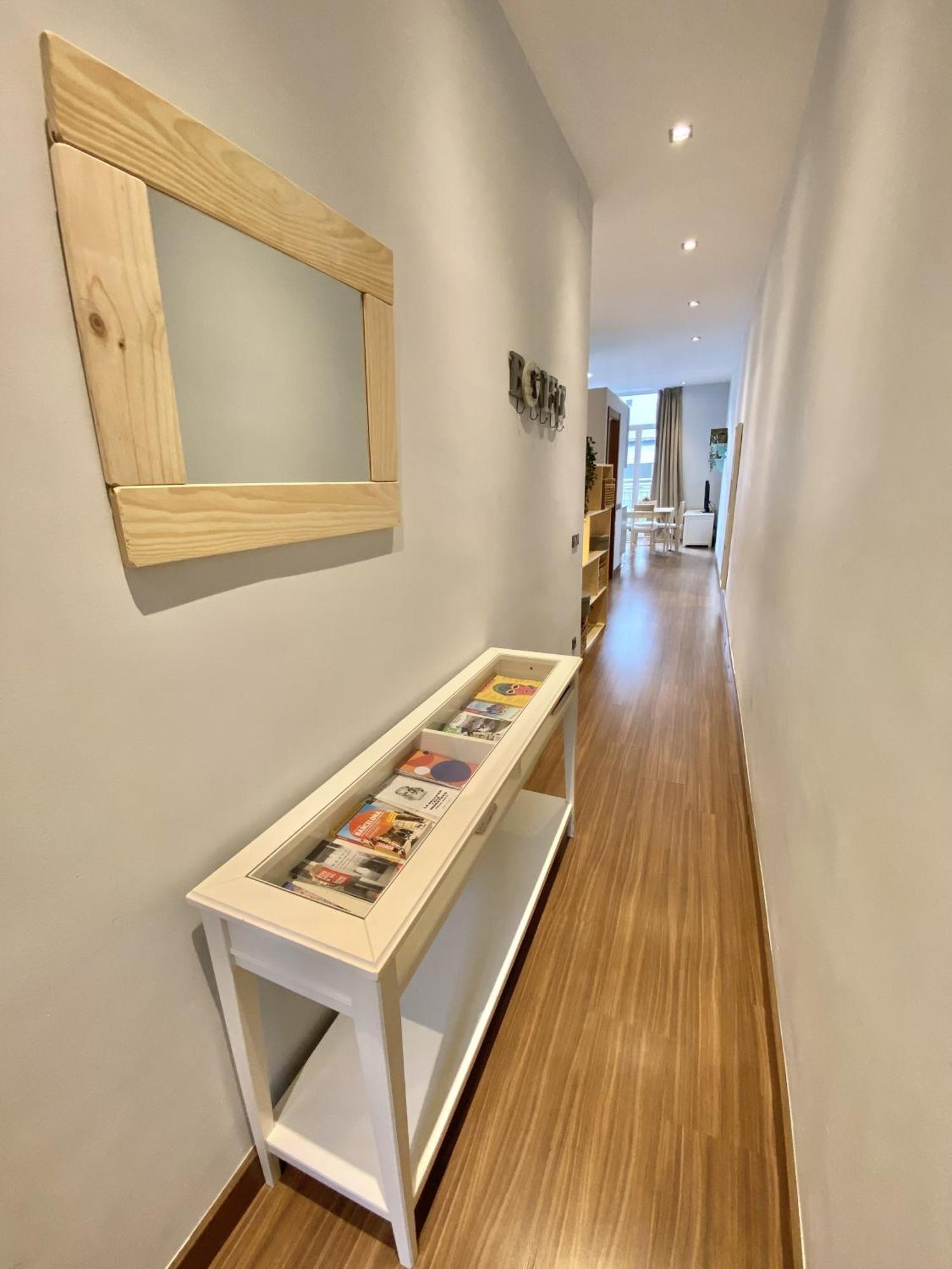 Ferienwohnung Loft Poblenou Cerca De La Playawifiazotea Barcelona Exterior foto
